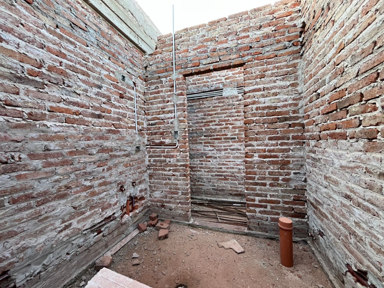 TERRENO CON CONSTRUCCION AVANZADA-ESPECTACULAR INVERSION!!