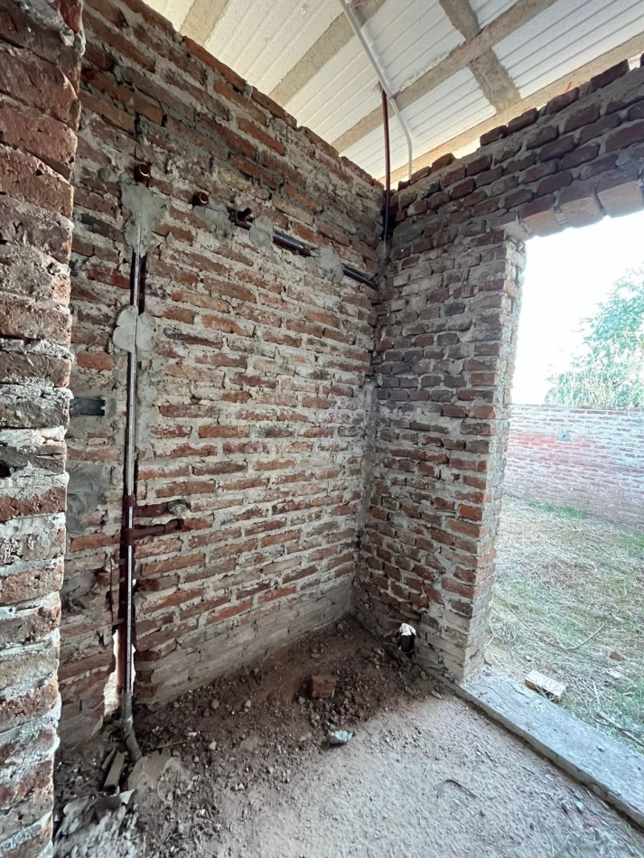 TERRENO CON CONSTRUCCION AVANZADA-ESPECTACULAR INVERSION!!