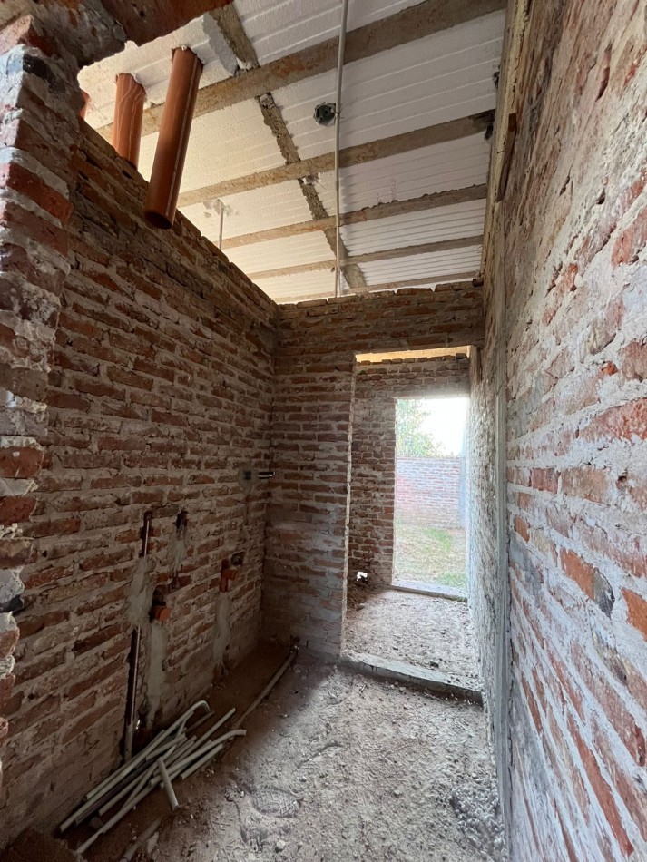 TERRENO CON CONSTRUCCION AVANZADA-ESPECTACULAR INVERSION!!