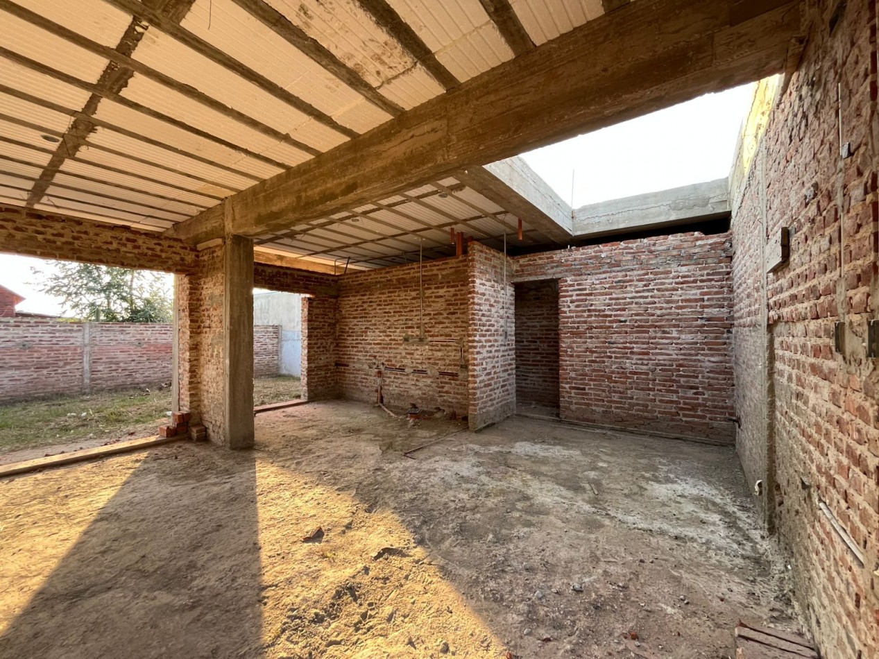 TERRENO CON CONSTRUCCION AVANZADA-ESPECTACULAR INVERSION!!