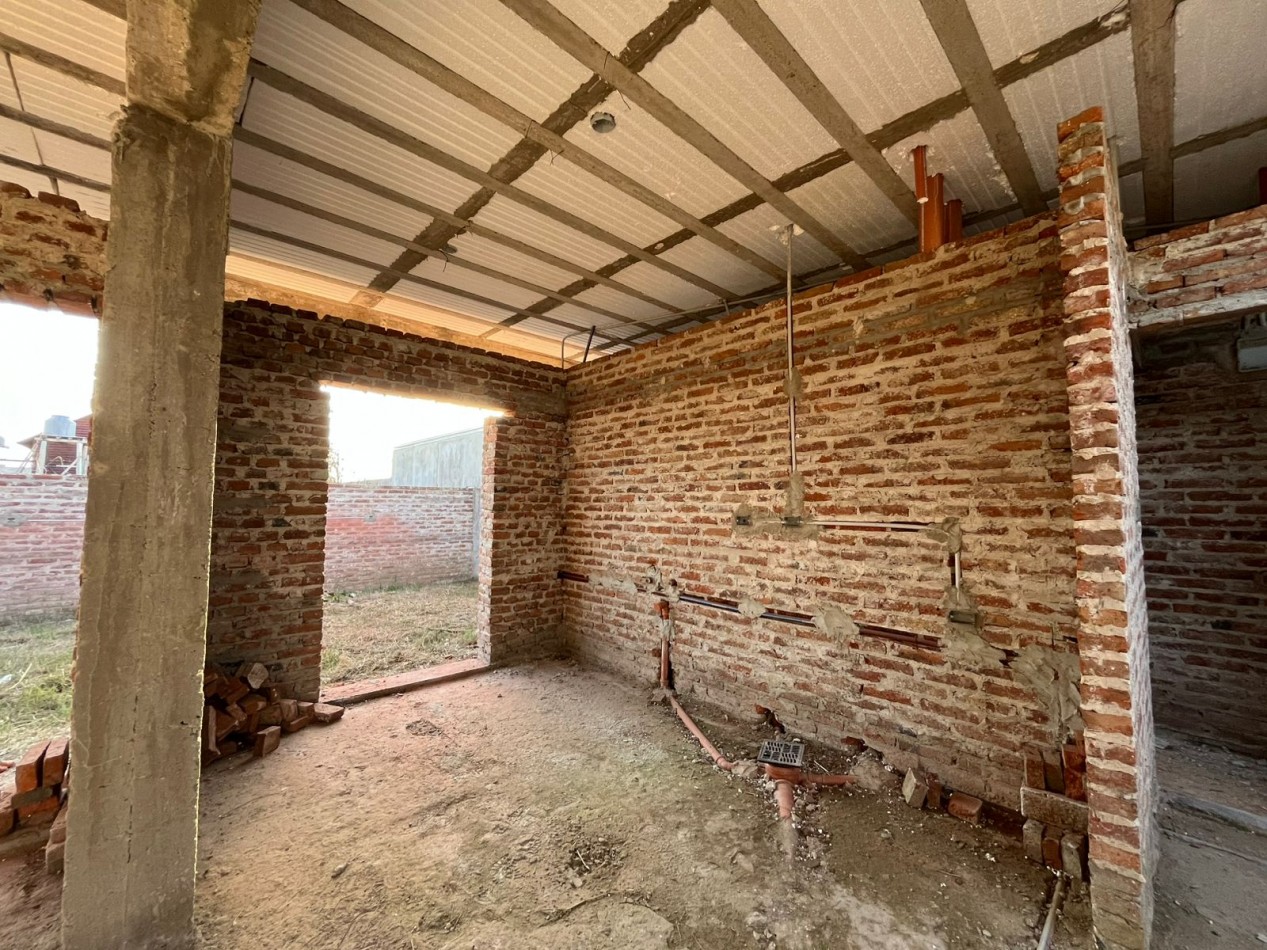 TERRENO CON CONSTRUCCION AVANZADA-ESPECTACULAR INVERSION!!