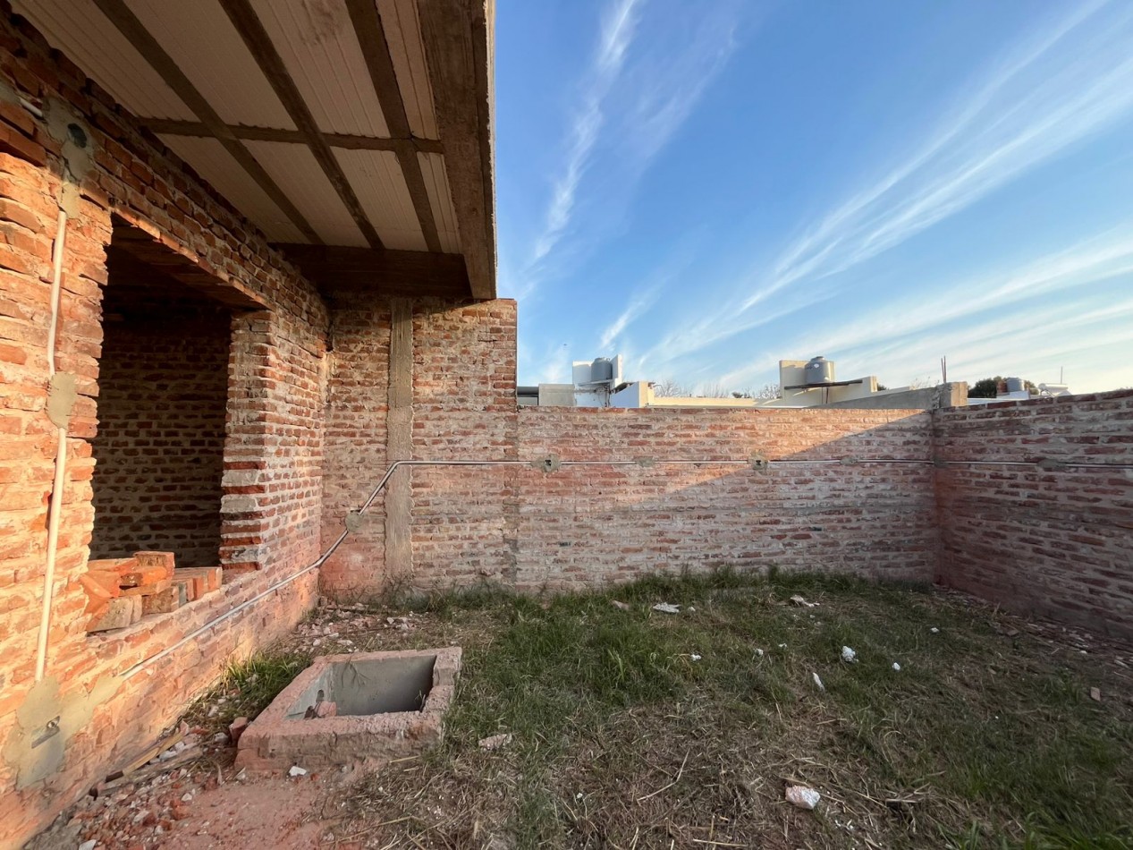 TERRENO CON CONSTRUCCION AVANZADA-ESPECTACULAR INVERSION!!