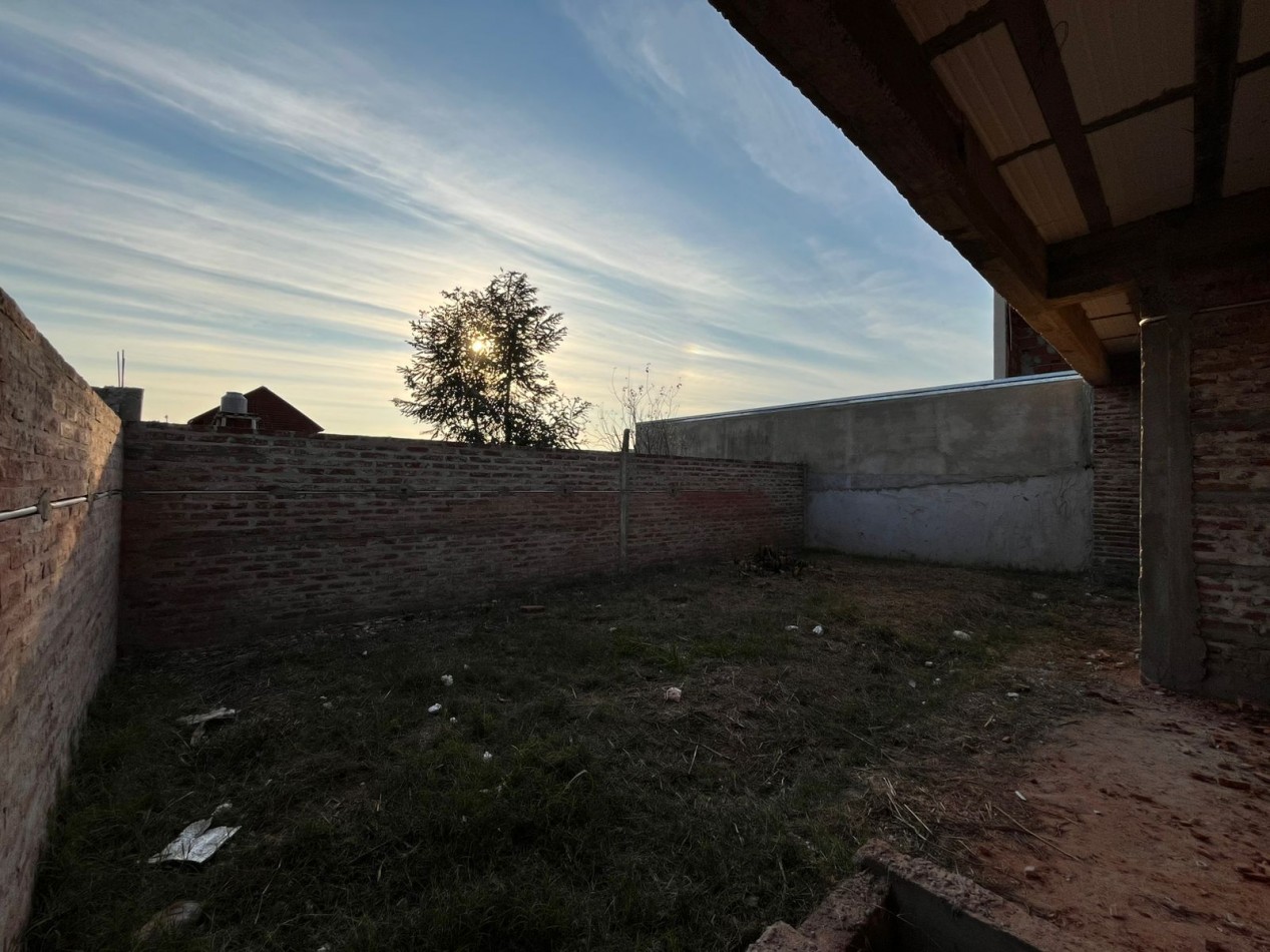 TERRENO CON CONSTRUCCION AVANZADA-ESPECTACULAR INVERSION!!