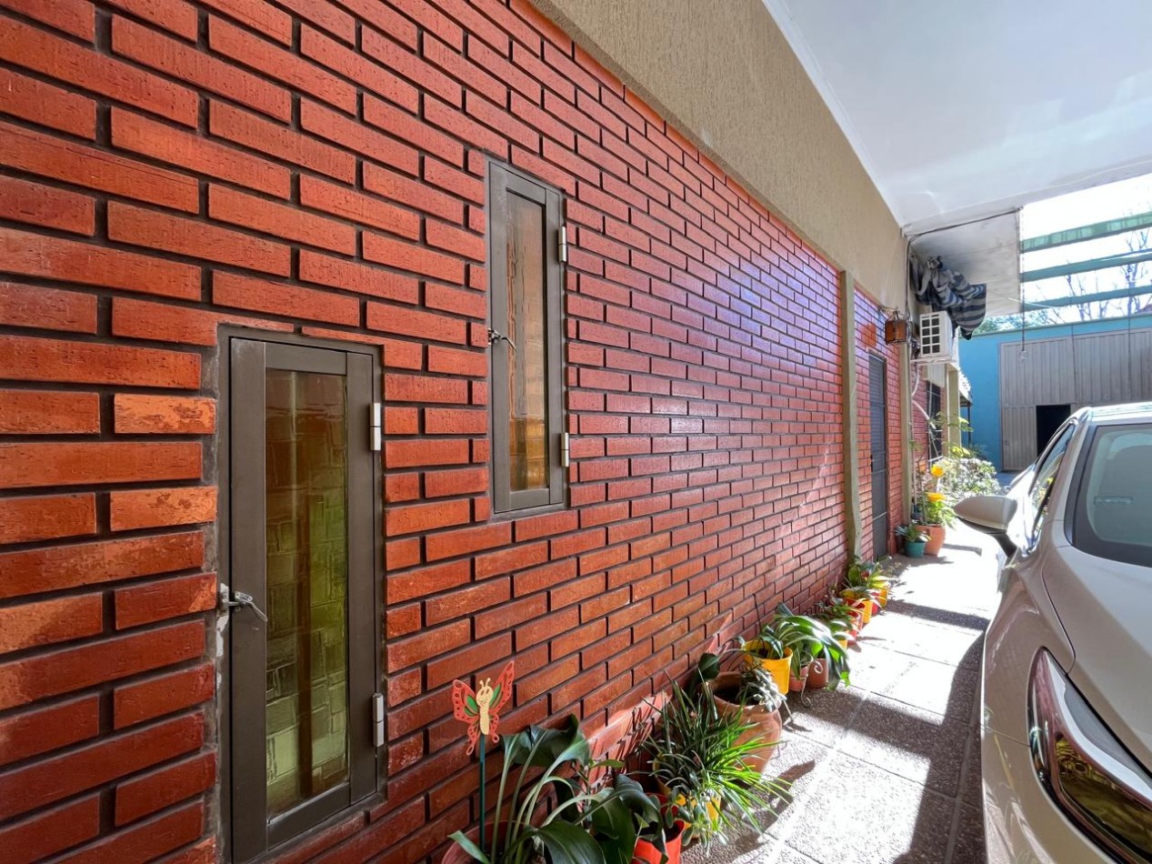 CASA DE CATEGORIA + GALPON IDEAL PARA DESARROLLO/EMPRENDIMIENTO DE TALLER/GIMNASIO/DUPLEX/ETC !! NUEVO INGRESO EN EXCLUSIVA