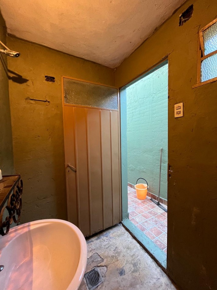 CASA DE CATEGORIA + GALPON IDEAL PARA DESARROLLO/EMPRENDIMIENTO DE TALLER/GIMNASIO/DUPLEX/ETC !! NUEVO INGRESO EN EXCLUSIVA