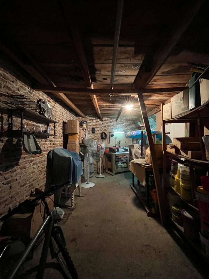 CASA DE CATEGORIA + GALPON IDEAL PARA DESARROLLO/EMPRENDIMIENTO DE TALLER/GIMNASIO/DUPLEX/ETC !! NUEVO INGRESO EN EXCLUSIVA