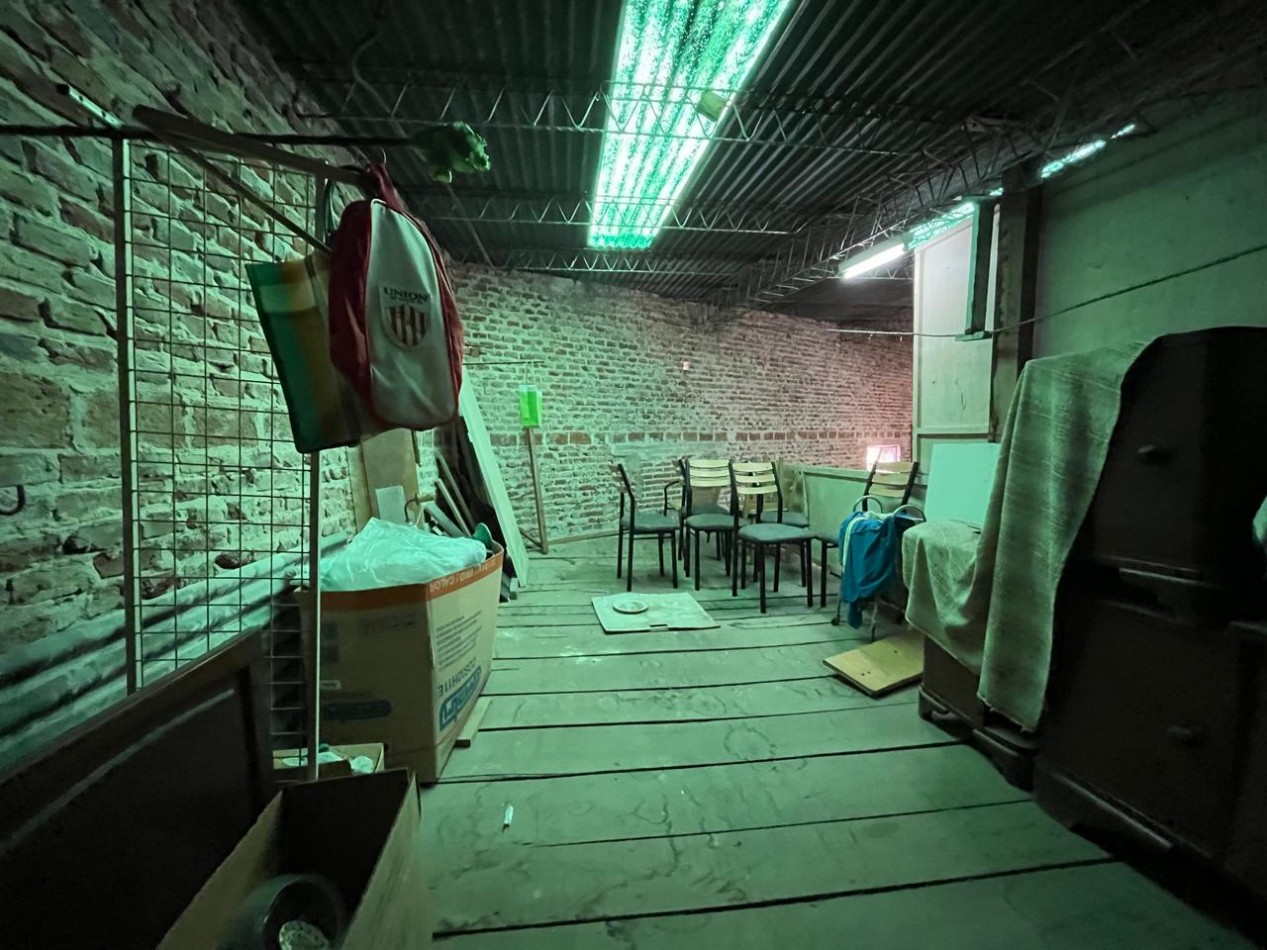 CASA DE CATEGORIA + GALPON IDEAL PARA DESARROLLO/EMPRENDIMIENTO DE TALLER/GIMNASIO/DUPLEX/ETC !! NUEVO INGRESO EN EXCLUSIVA