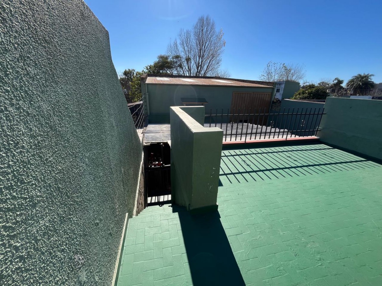 CASA DE CATEGORIA + GALPON IDEAL PARA DESARROLLO/EMPRENDIMIENTO DE TALLER/GIMNASIO/DUPLEX/ETC !! NUEVO INGRESO EN EXCLUSIVA