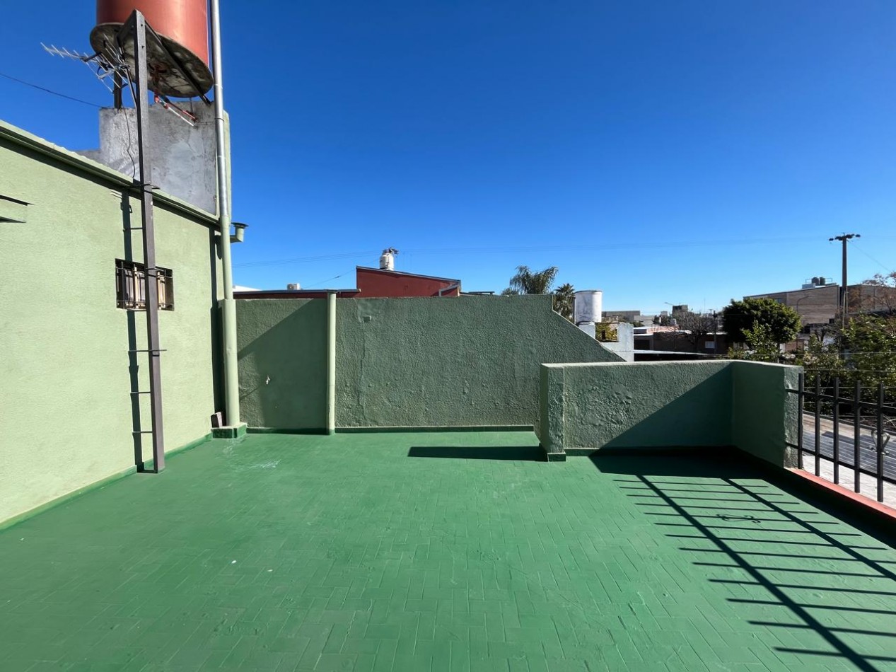 CASA DE CATEGORIA + GALPON IDEAL PARA DESARROLLO/EMPRENDIMIENTO DE TALLER/GIMNASIO/DUPLEX/ETC !! NUEVO INGRESO EN EXCLUSIVA