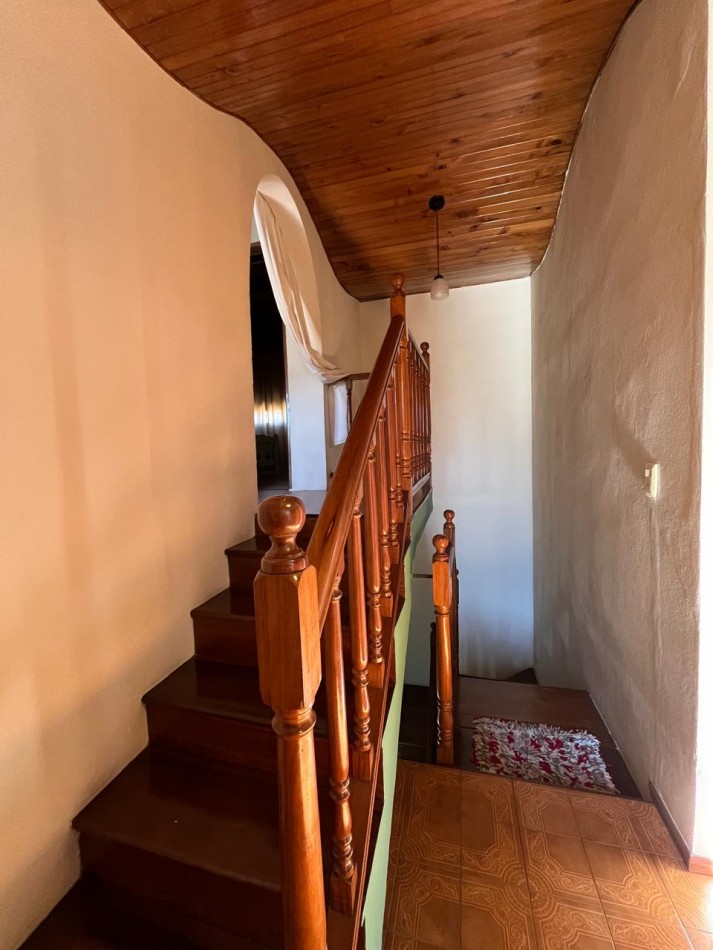 CASA DE CATEGORIA + GALPON IDEAL PARA DESARROLLO/EMPRENDIMIENTO DE TALLER/GIMNASIO/DUPLEX/ETC !! NUEVO INGRESO EN EXCLUSIVA