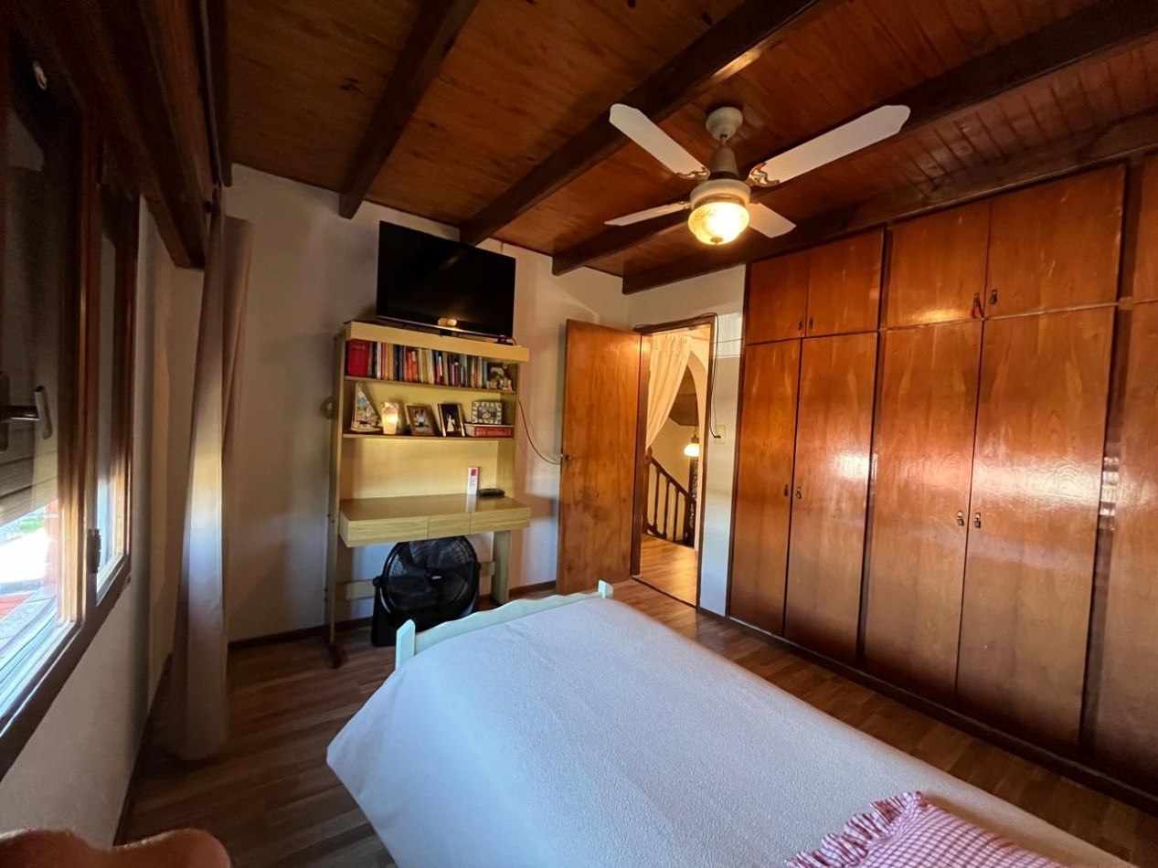 CASA DE CATEGORIA + GALPON IDEAL PARA DESARROLLO/EMPRENDIMIENTO DE TALLER/GIMNASIO/DUPLEX/ETC !! NUEVO INGRESO EN EXCLUSIVA