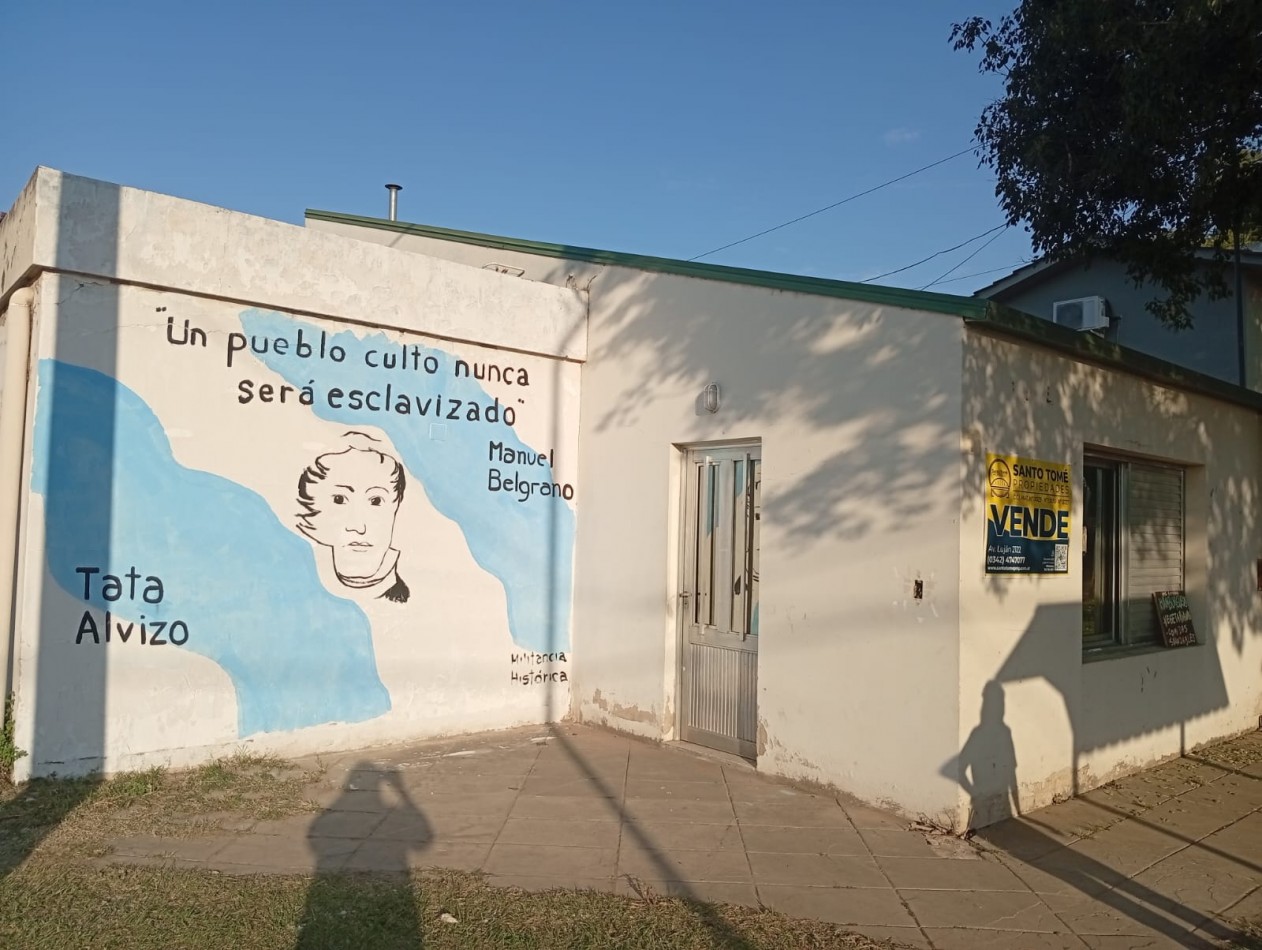 CASA EN SANTO TOME APTA A CREDITO !! TRES DORMITORIOS POSIBLIDAD DE UN CUARTO EXCELENTE UBICACION 