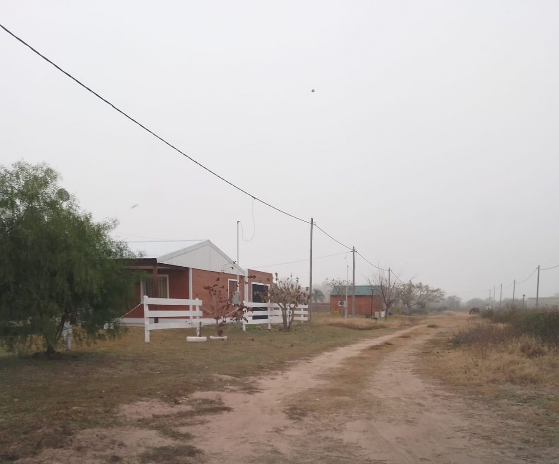 OPORTUNIDAD de tener tu vivienda en CAMPO DEL MEDIO Ruta 1