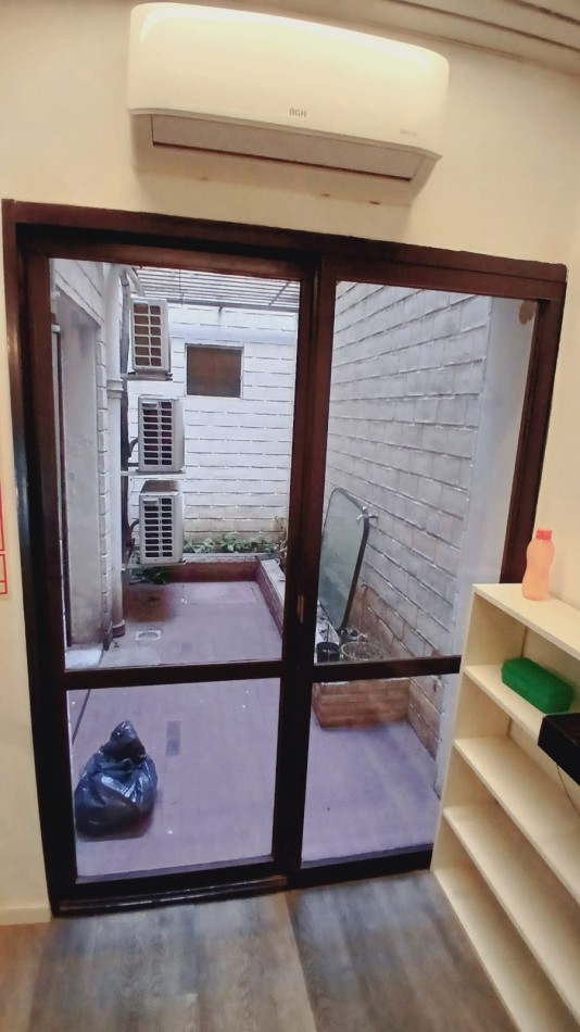 AMPLIO LOCAL A METROS DE LA PEATONAL, EVA PERON 2600