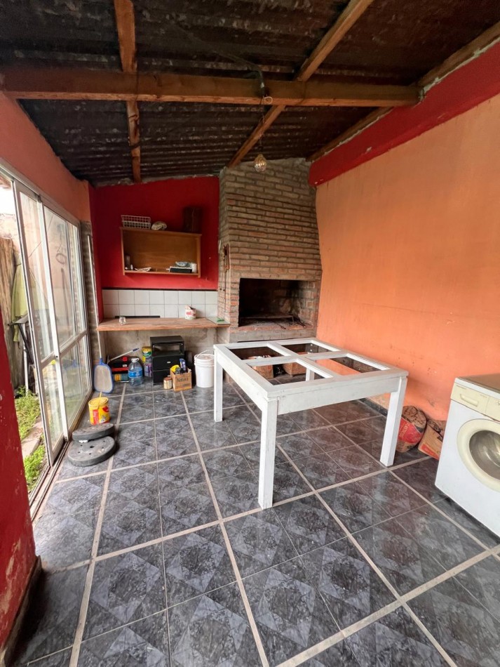 CASA EN BARRIO ALTOS DEL VALLE 