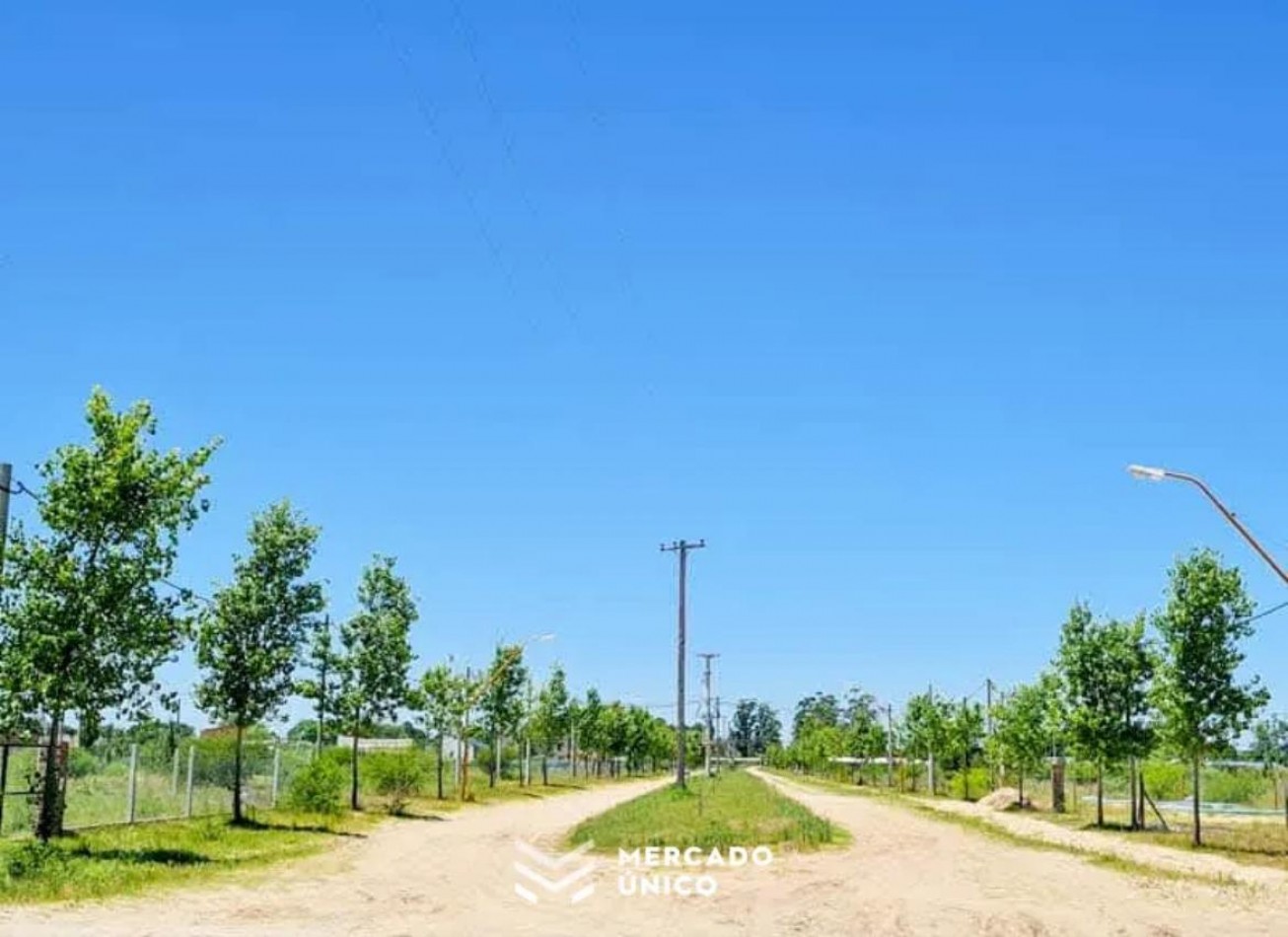 TERRENO EN LAGOS DEL LEYES !! OPORTUNIDAD DE INVERSION O PRIMERA VIVIENDA !!