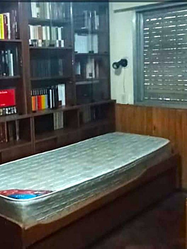 SE VENDE PROPIEDAD EN 4 DE ENERO 1864. EXCELENTE UBICACION.