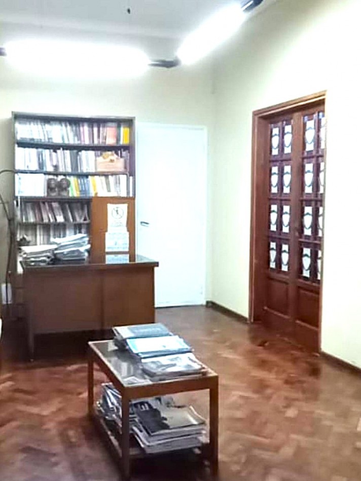 SE VENDE PROPIEDAD EN 4 DE ENERO 1864. EXCELENTE UBICACION.