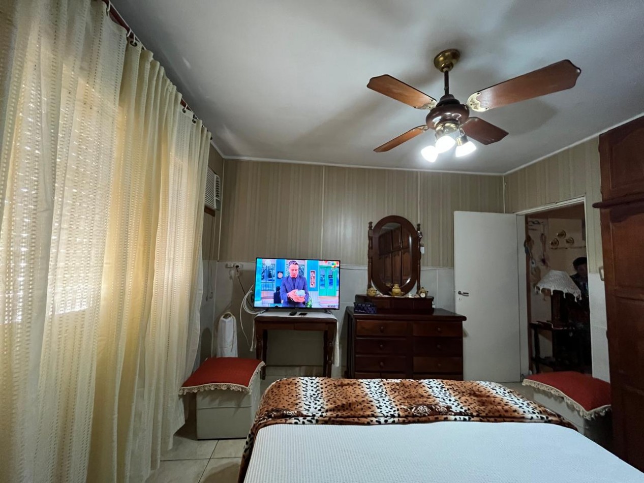 CASA + MONOAMBIENTE AMBOS EN IMPECABLE CONDICIONES !! OPORTUNIDAD DE INVERSION O PRIMERA VIVIENDA !!