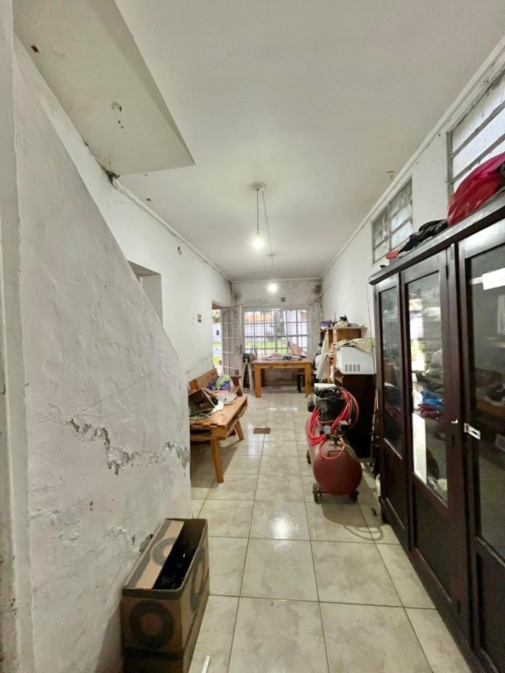 CASA CON 3 DORMITORIOS+ESTUDIO+PATIO VERDE GRANDE Y PISCINA A METROS DE LA COSTANERA 