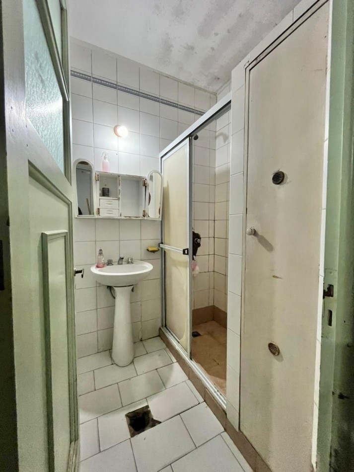 CASA CON 3 DORMITORIOS+ESTUDIO+PATIO VERDE GRANDE Y PISCINA A METROS DE LA COSTANERA 