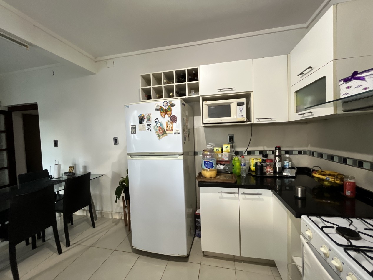 CASA IMPECABLE CON PISCINA Y DE GRAN TAMAÑO ! OPORTUNIDAD ! 