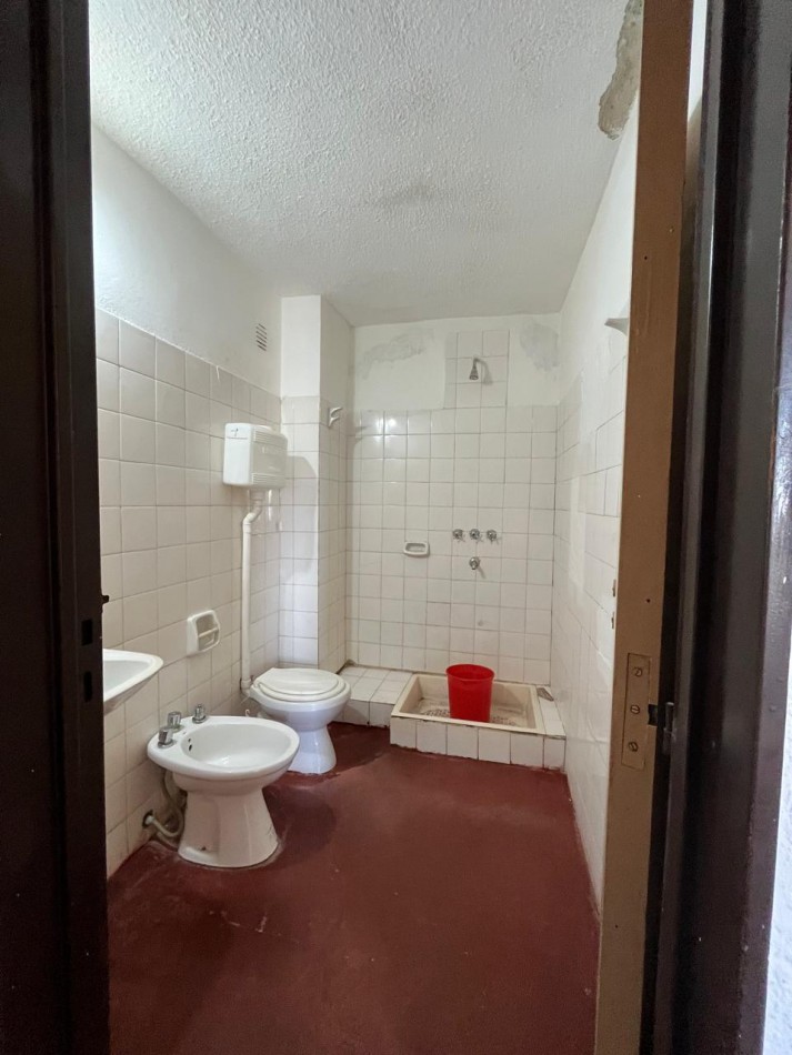 DEPARTAMENTO EN LAS FLORES II IMPECABLE !!