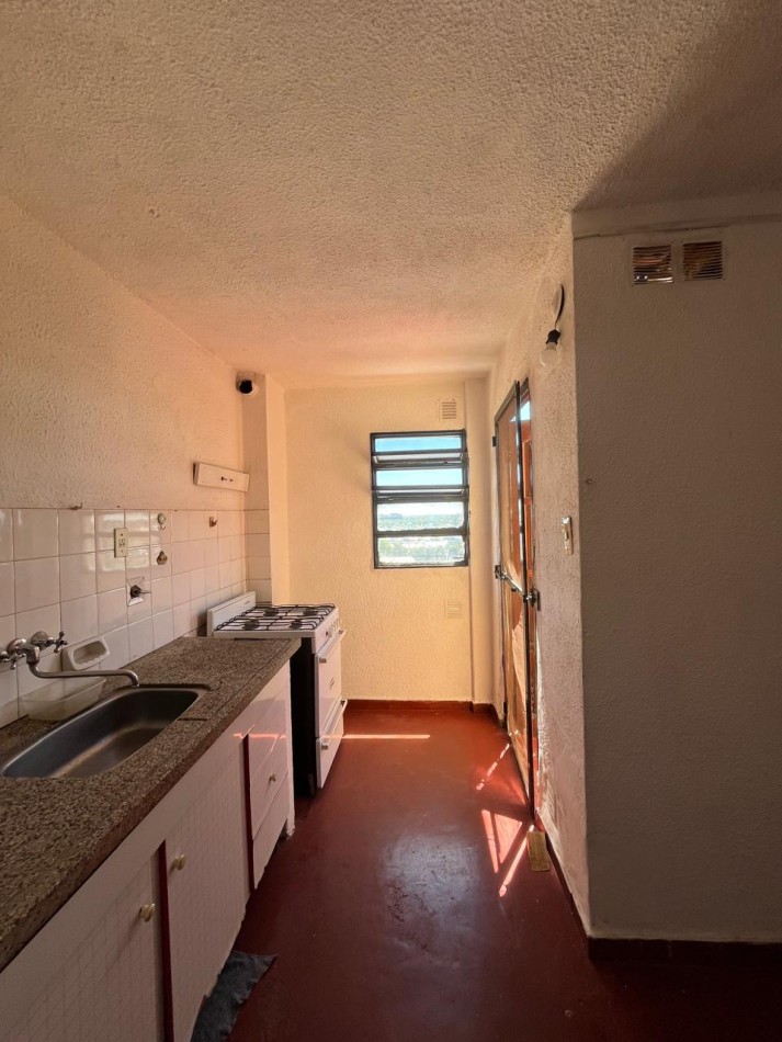 DEPARTAMENTO EN LAS FLORES II IMPECABLE !!