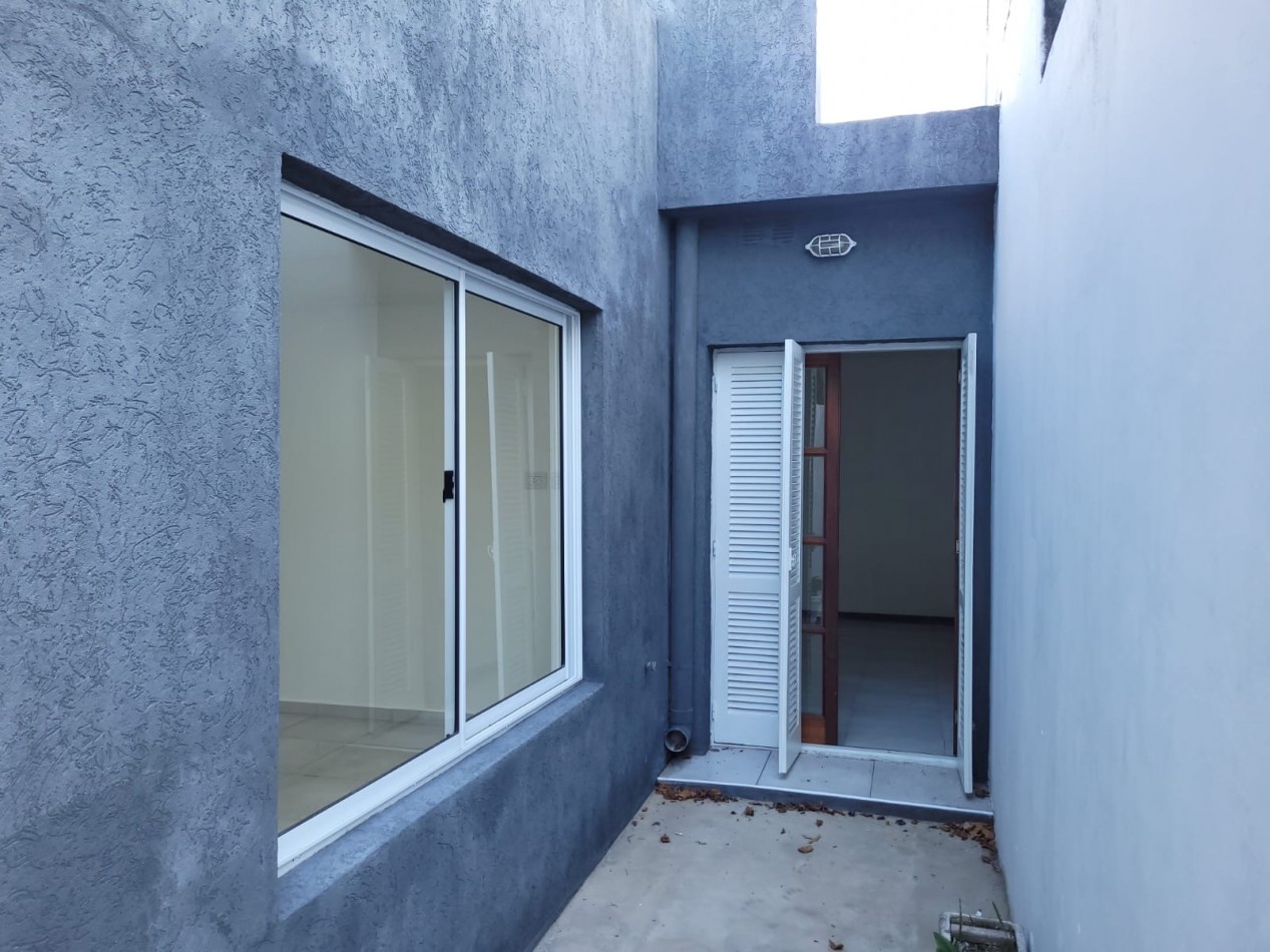  EXELENTE PROPIEDAD ZONA RESIDENCIAL  