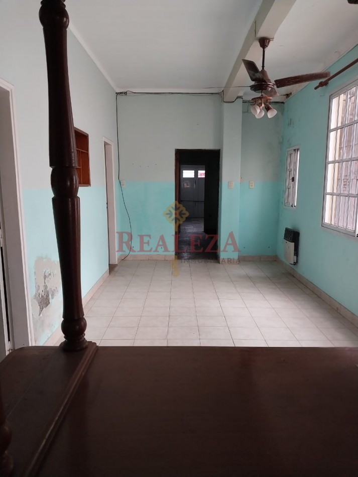 DOS PROPIEDADES EN UNA !! OPORTUNIDAD DE INVERSION O PRIMERA VIVIENDA !!