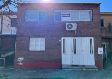 CASA DE DOS PLANTAS EN BARRIO EL POZO!! 