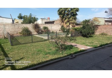 Propiedad de amplias dimensiones Chubut 2300 